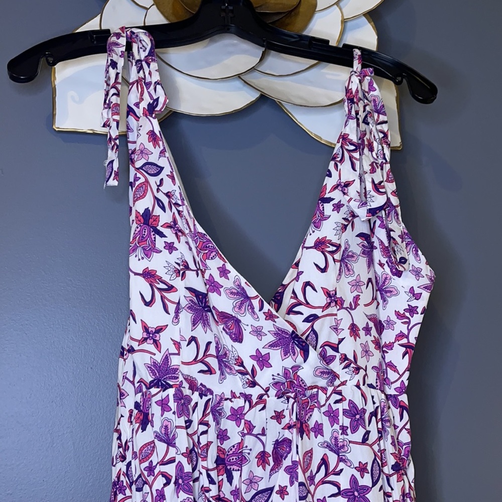 Dress - Picture 3 of 8